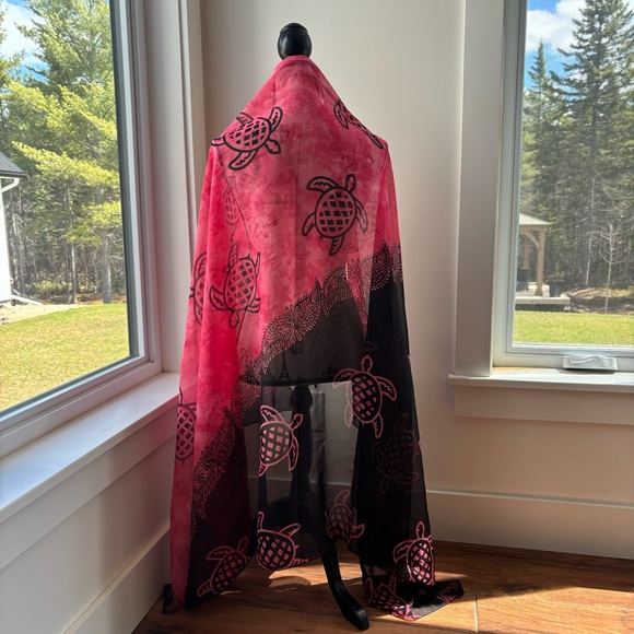 Beach Sarong Coverup Shawl Scarf with Coconut Shell Sarong Clip - Picture 7 of 16